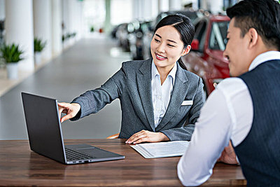 洞見未來 重新定義現(xiàn)代汽車銷售的藝術(shù)與科學(xué)